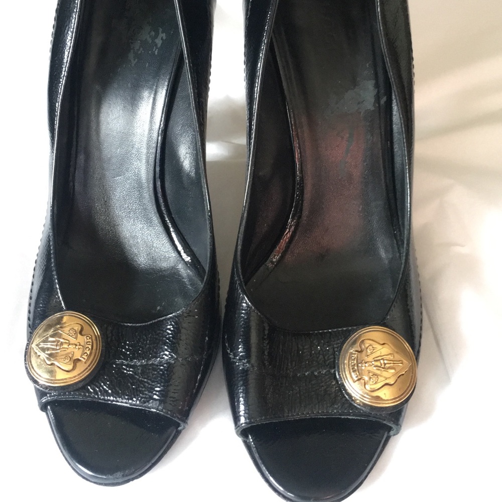 Gucci vintage black patent leather heels 8.5B